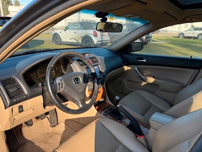 Honda Accord Lim. 2.2 i-CTDi Executive,Navi,Leder.