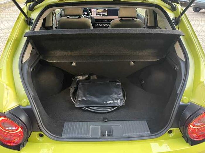 Honda e Advance-Paket